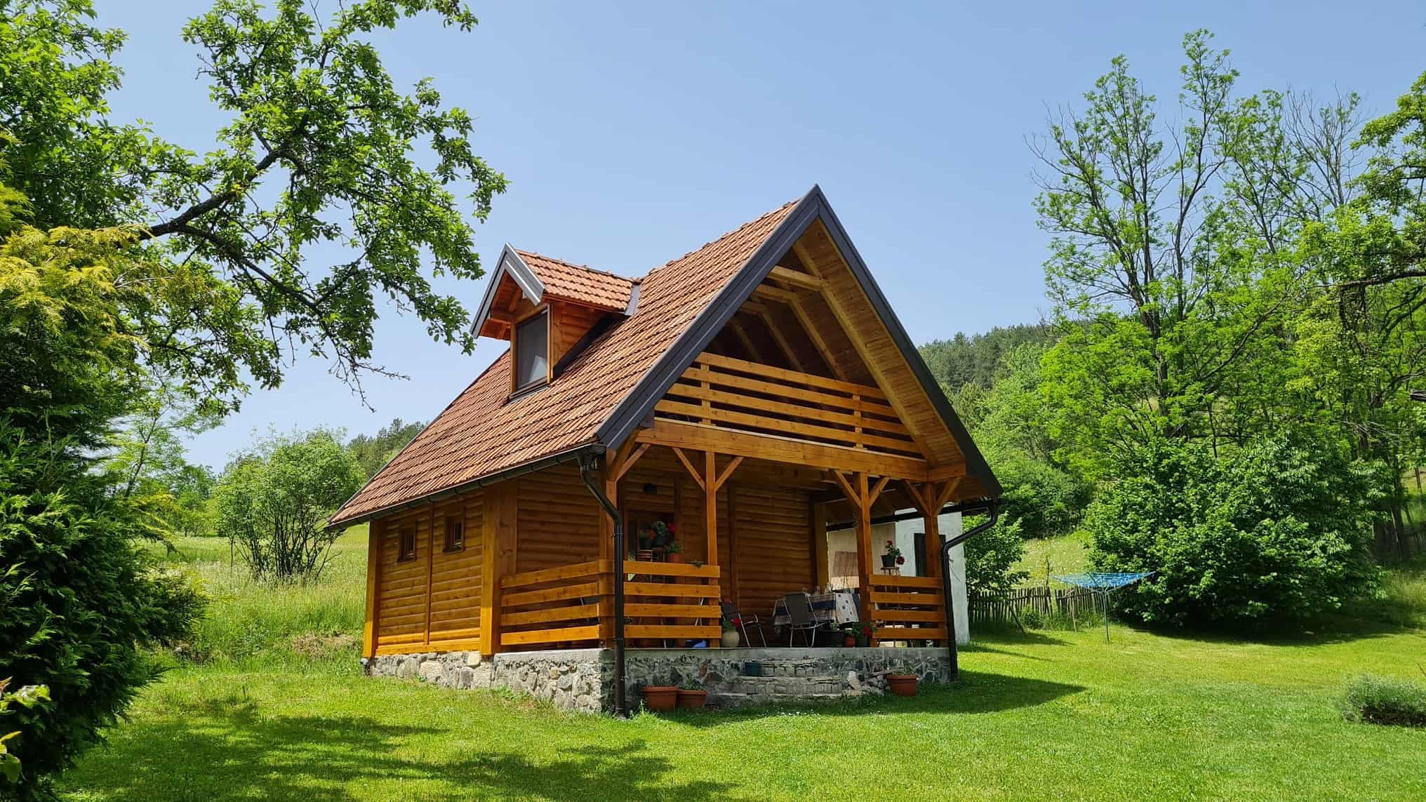 Vikendica Livadica – miran odmor u prirodi na Tari